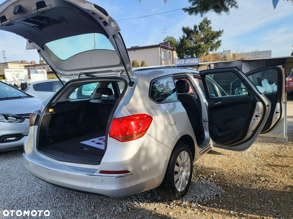 Opel Astra - 11