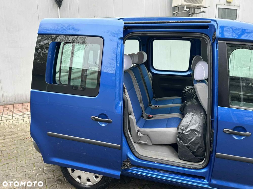 Volkswagen Caddy - 2