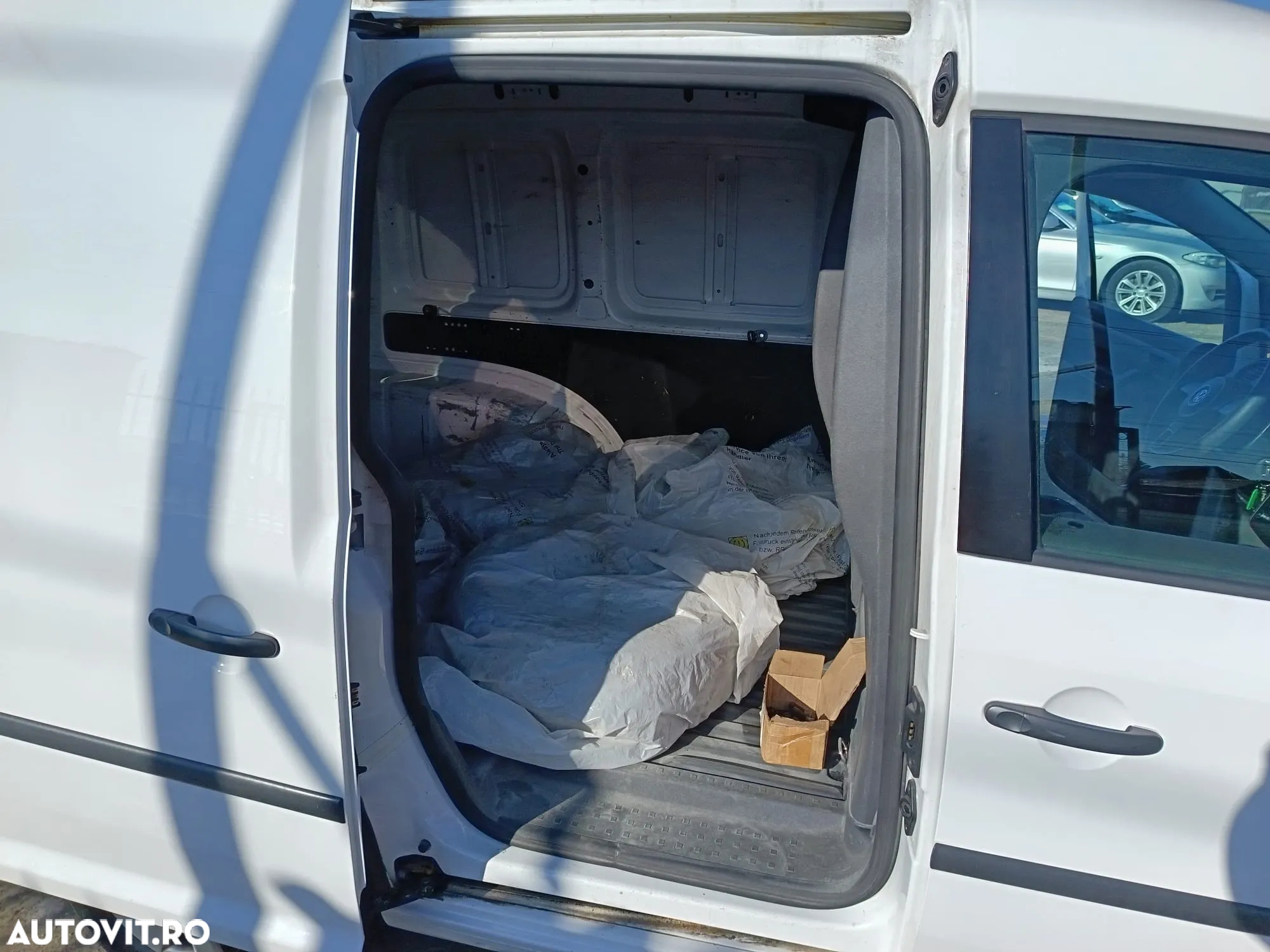Volkswagen Caddy 1.6 TDI - 13