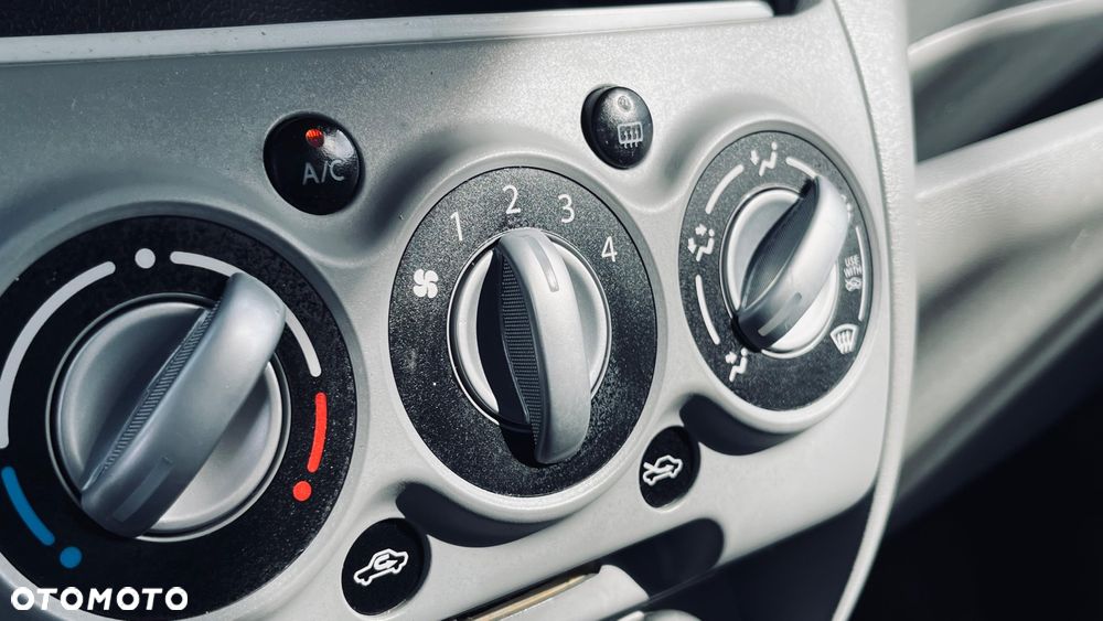 Suzuki Alto 1.0 Basic - 5