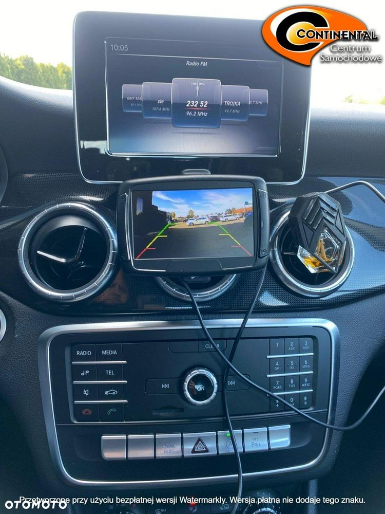 Mercedes-Benz CLA - 13