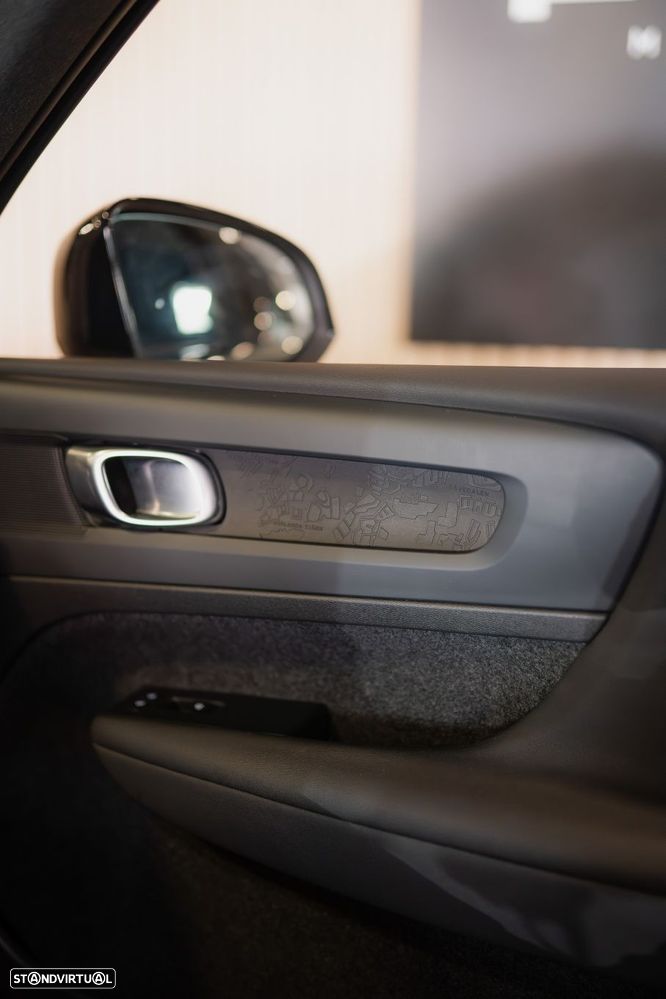 Volvo XC 40 Recharge Plus - 51