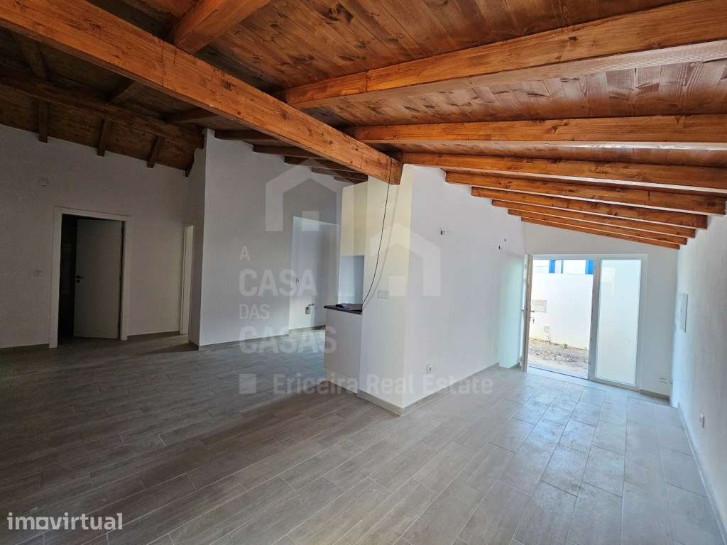 Vende Moradia T2 - Ericeira 17 km, A Casa das Casas - Grande imagem: 3/12