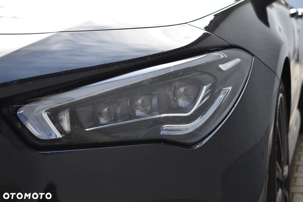 Mercedes-Benz CLA 250 AMG Line 7G-DCT - 9