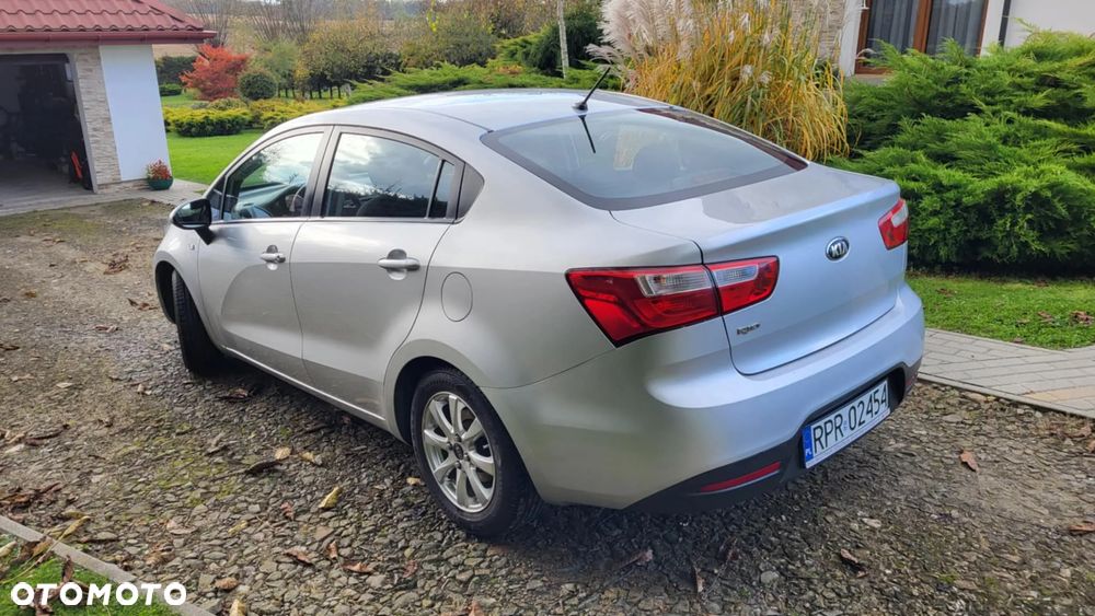 Kia Rio 1.2 M - 3