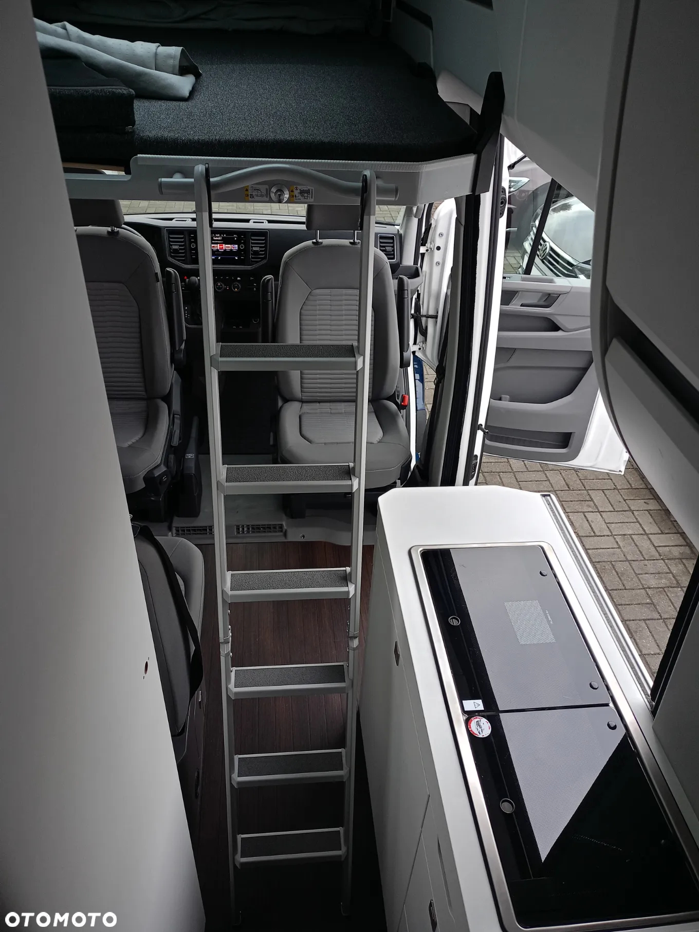 Volkswagen Grand California 680 - 13