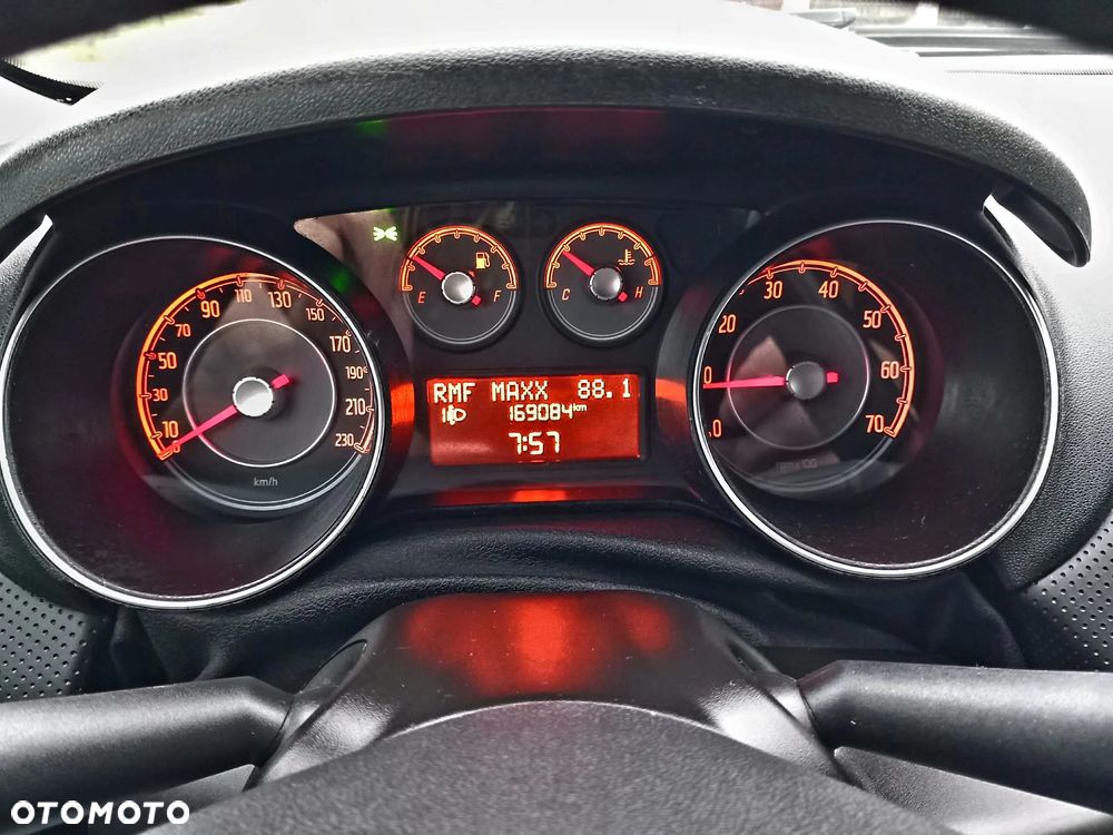 Fiat Punto Evo 1.4 8V More Start&Stopp - 17
