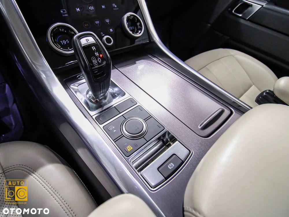 Land Rover Range Rover Sport S 3.0 SD V6 HSE - 29