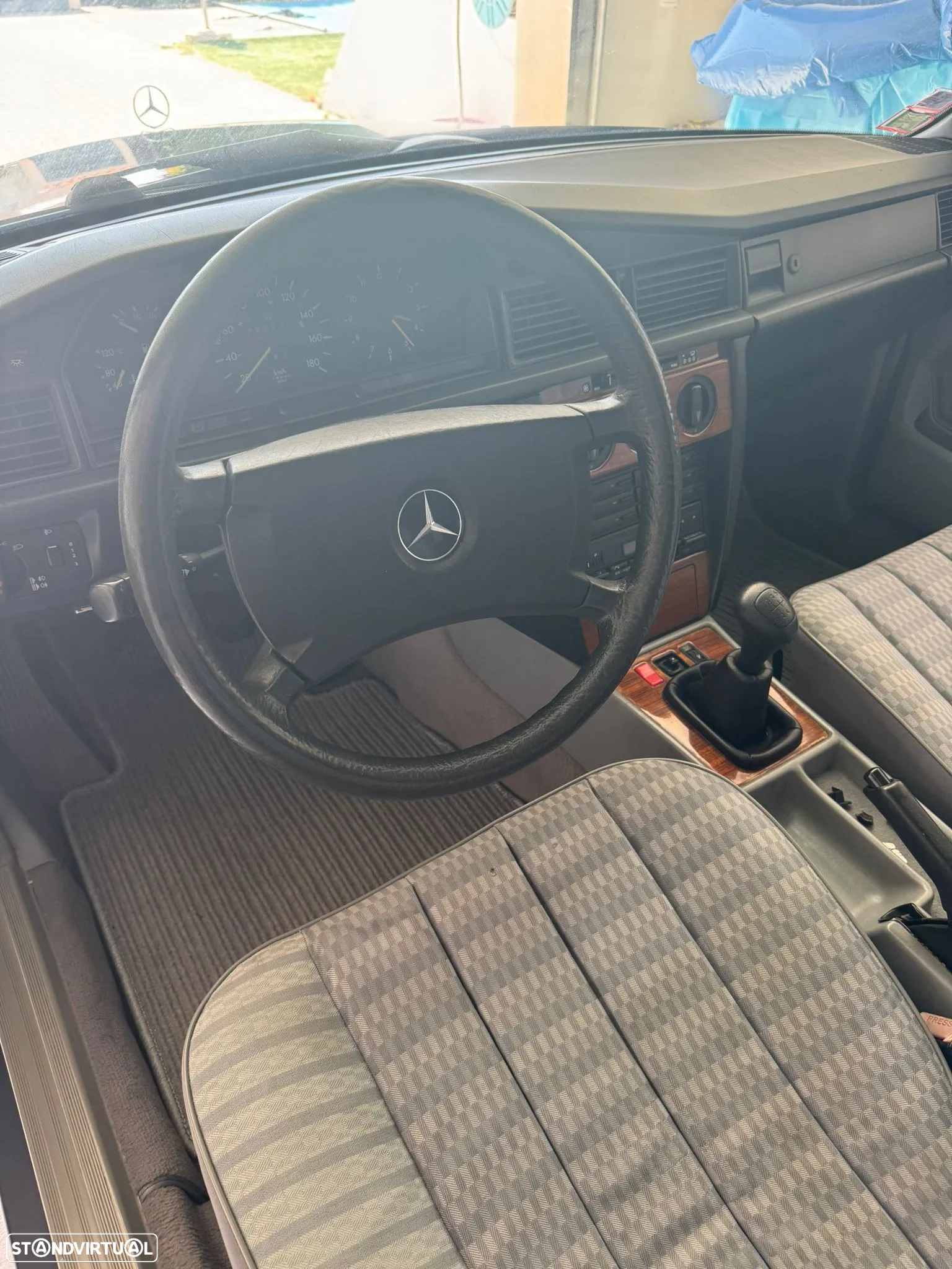 Mercedes-Benz 190 D 2.0 - 4