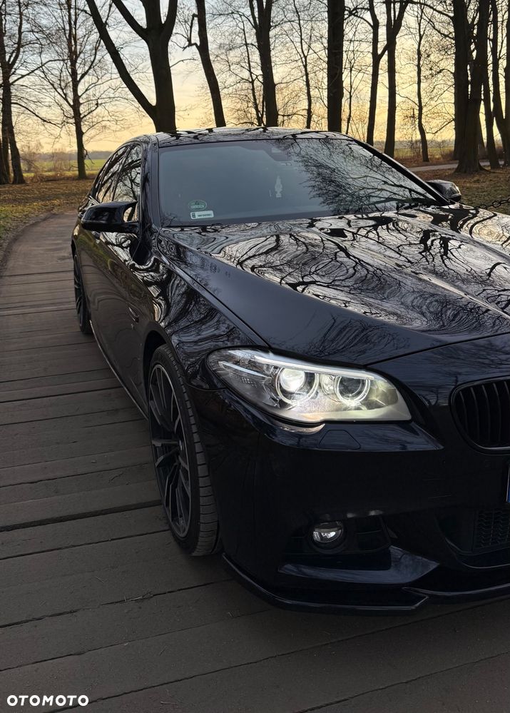 BMW Seria 5 525d xDrive - 3