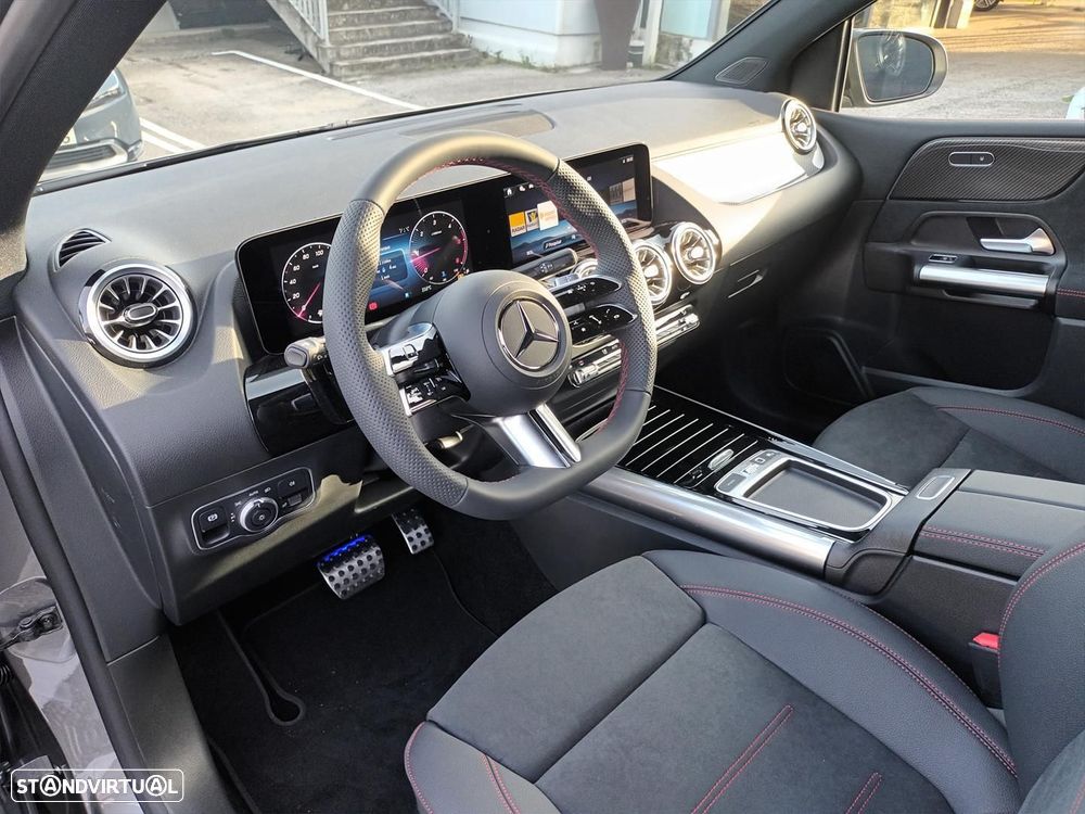 Mercedes-Benz B 180 d - 11