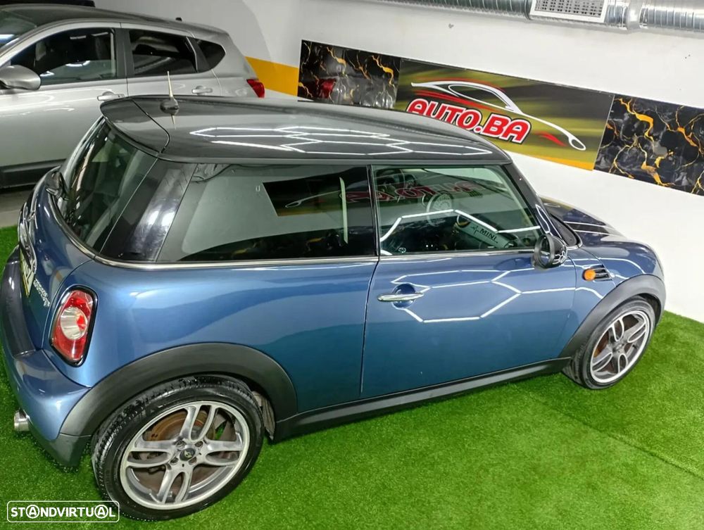 MINI 3 Portas - 36