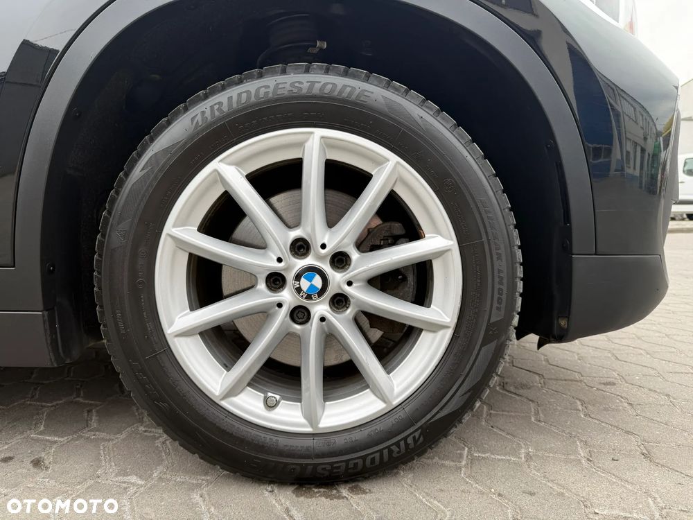 BMW X1 sDrive18i - 11