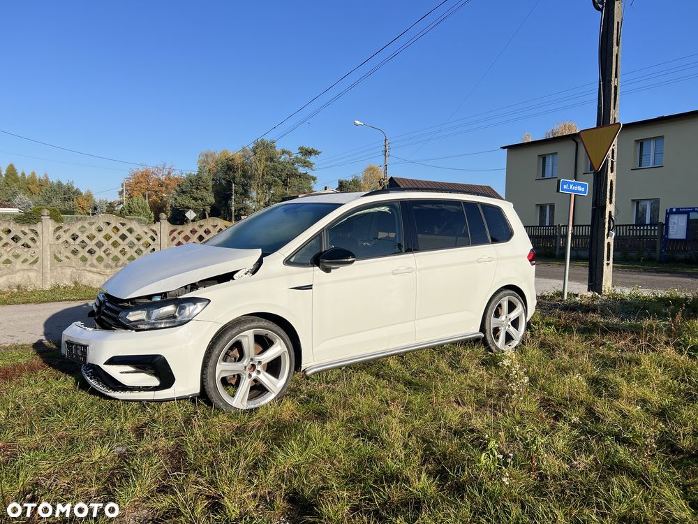 Volkswagen Touran - 1