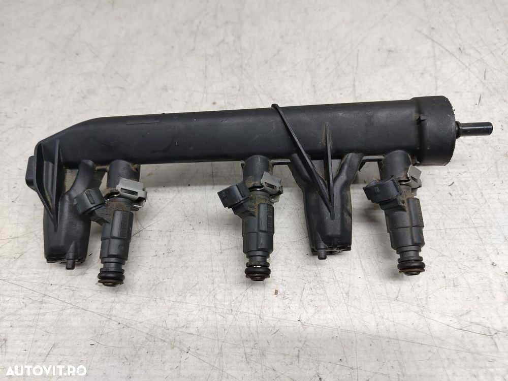 Rampa injectoare 1.2 VTi  benzina HMR HMZ 9675361180 Citroen C-Elysee - 2