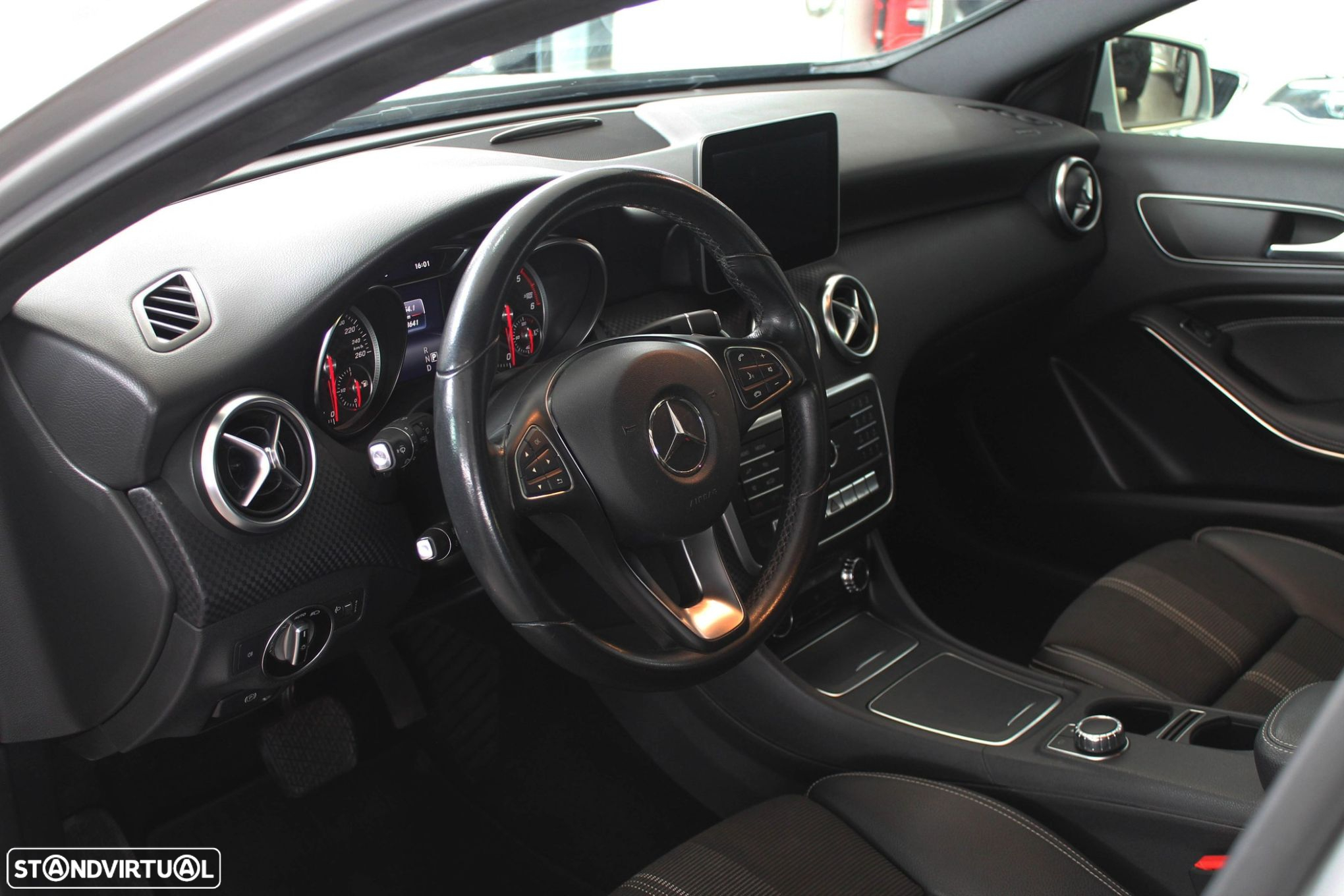 Mercedes-Benz A 200 d Urban Aut. - 7