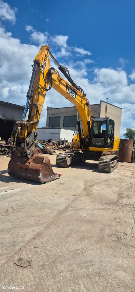 JCB 220 LC - 3