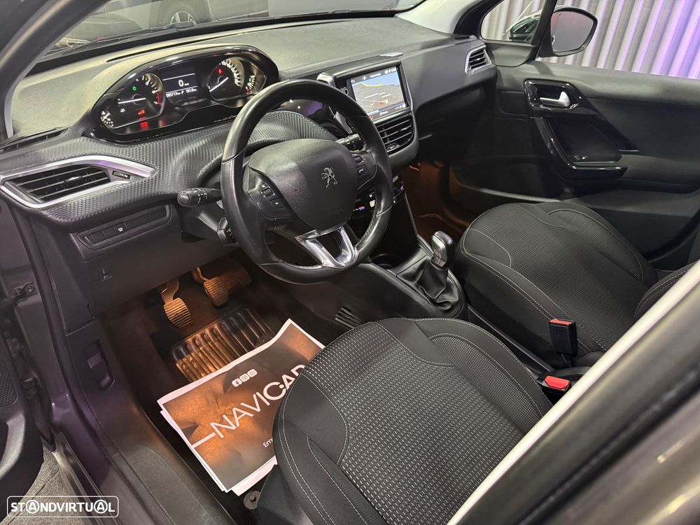 Peugeot 208 PureTech 82 Start & Stop Allure - 13