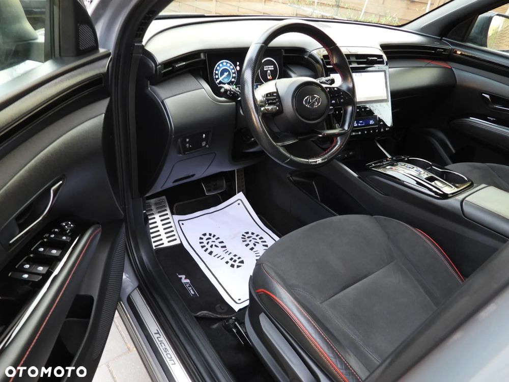 Hyundai Tucson 1.6 T-GDi HEV Executive N Line 4WD - 28