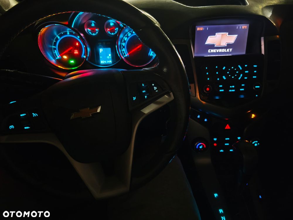 Chevrolet Cruze - 15
