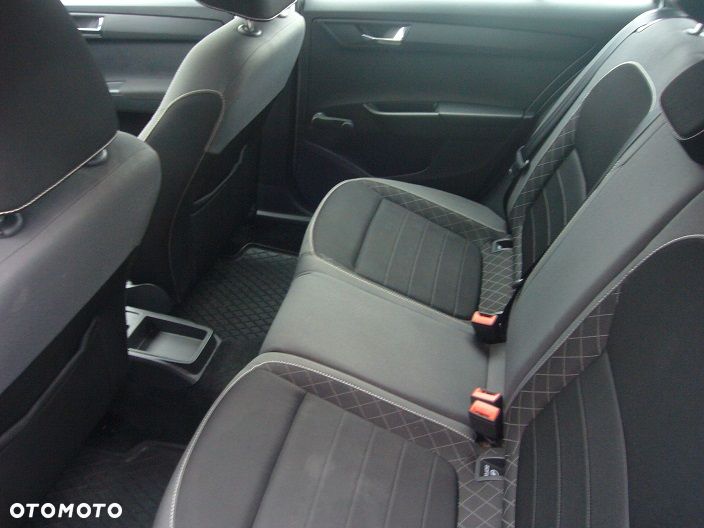 Skoda Fabia 1.0 TSI Ambition - 13