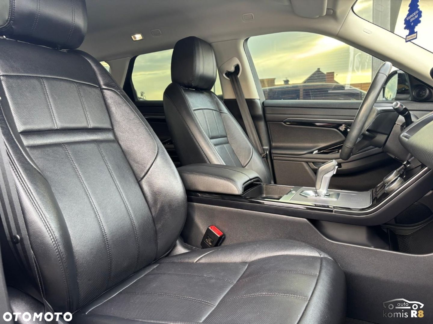 Land Rover Range Rover Evoque - 39
