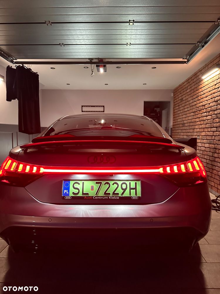 Audi e-tron GT - 11