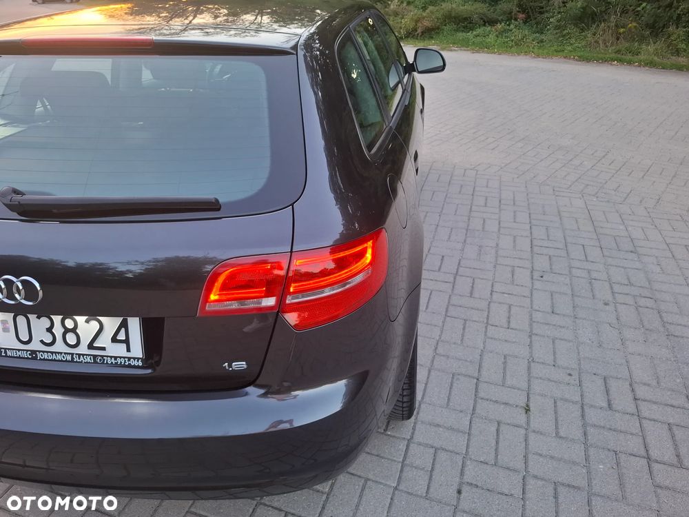Audi A3 Sportback 1.6 Ambiente - 5