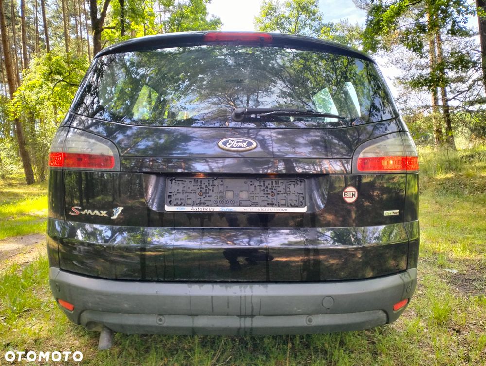 Ford S-Max 2.0 Ambiente - 24