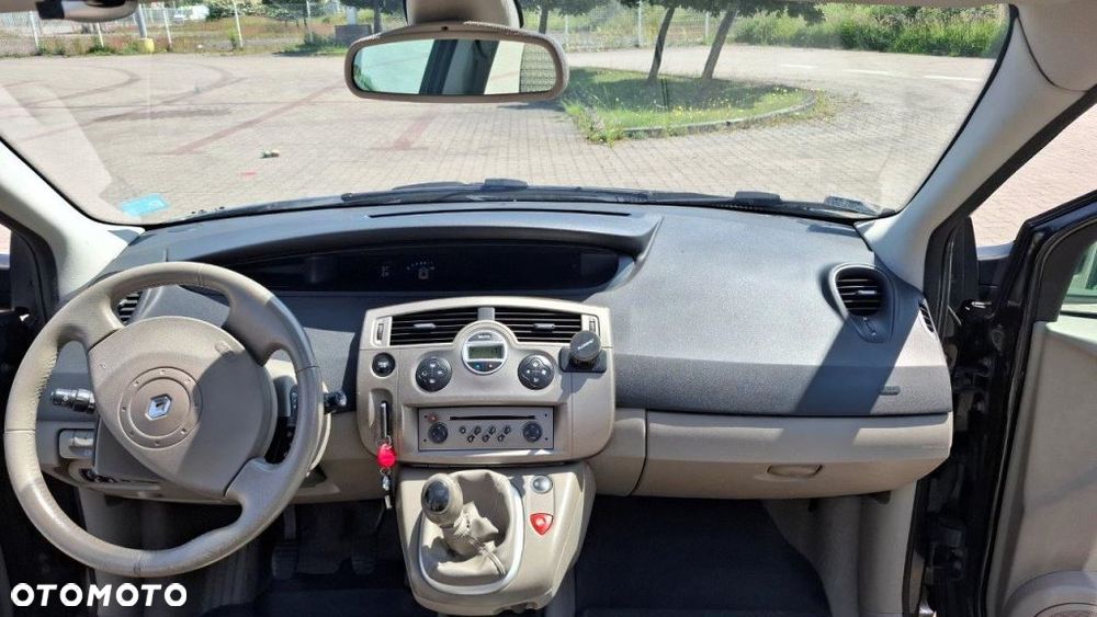 Renault Scenic 1.9 dCi Confort Privilege - 19