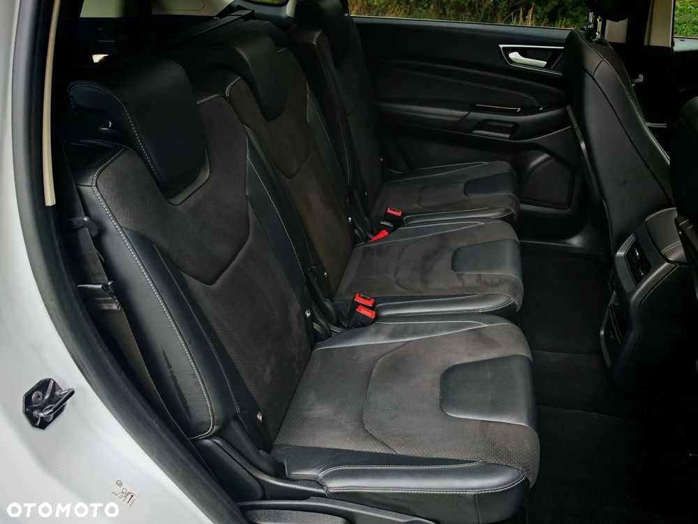 Ford S-Max 2.0 TDCi Titanium - 24