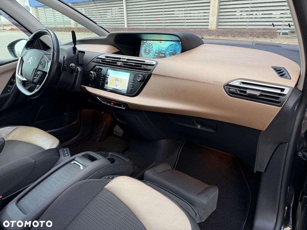 Citroën C4 Grand Picasso 2.0 BlueHDi Exclusive - 22