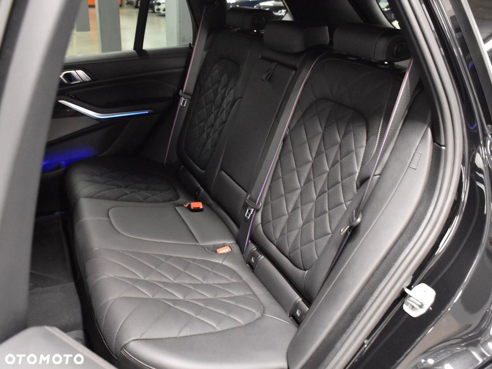 BMW X5 - 12