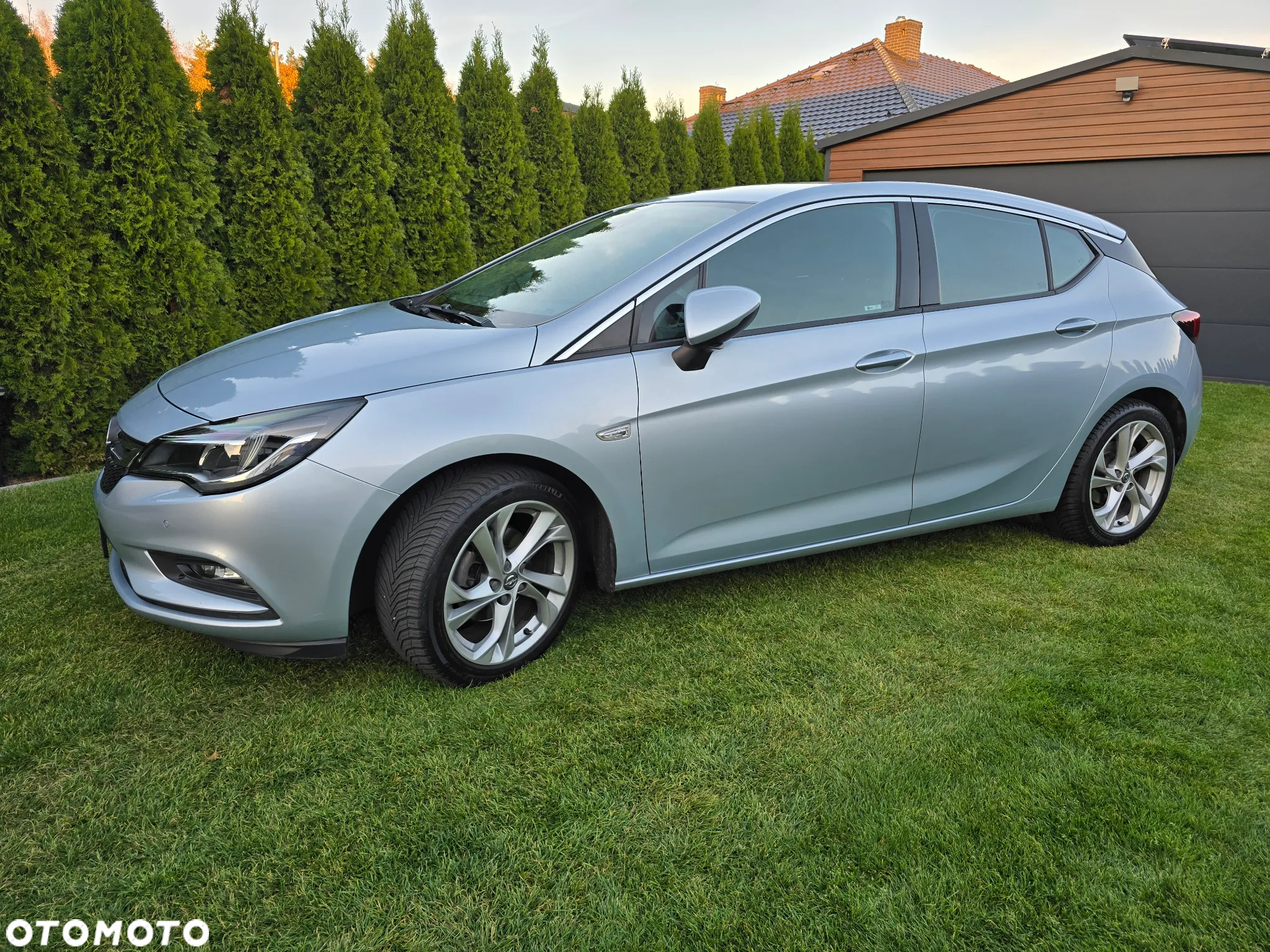 Opel Astra V 1.0 T Dynamic S&S - 4