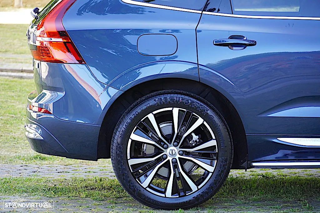 Volvo XC 60 2.0 T8 PHEV Plus Bright AWD - 11