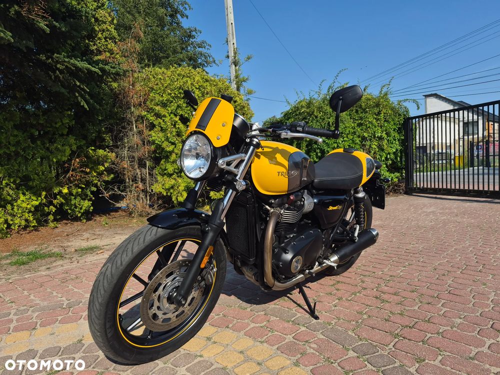 Triumph Street Twin - 2