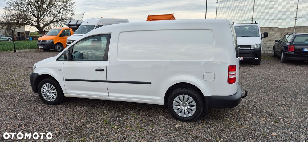 Volkswagen Caddy Maxi - 8