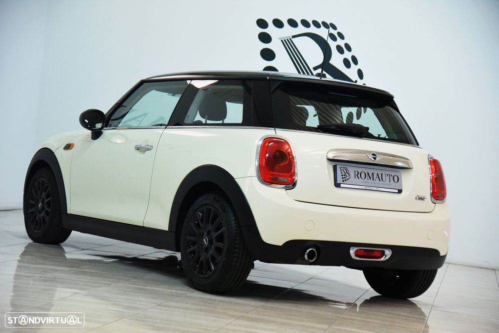 MINI 3 Portas - 8