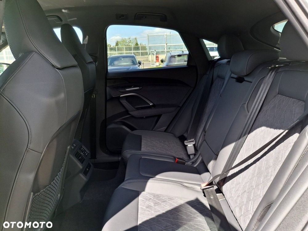 Audi Q5 Sportback - 23