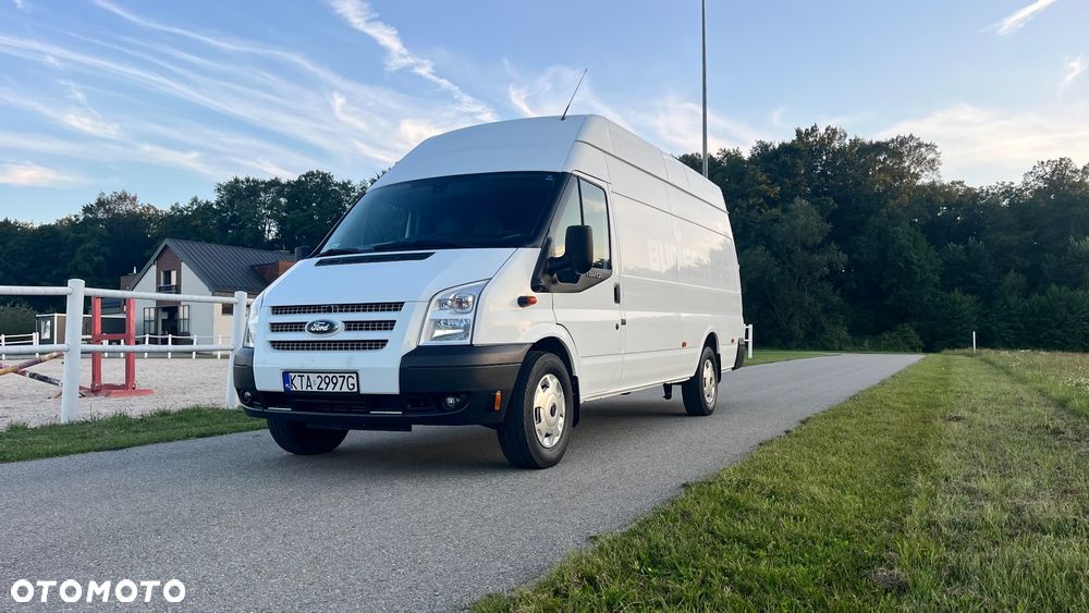 Ford Transit - 1