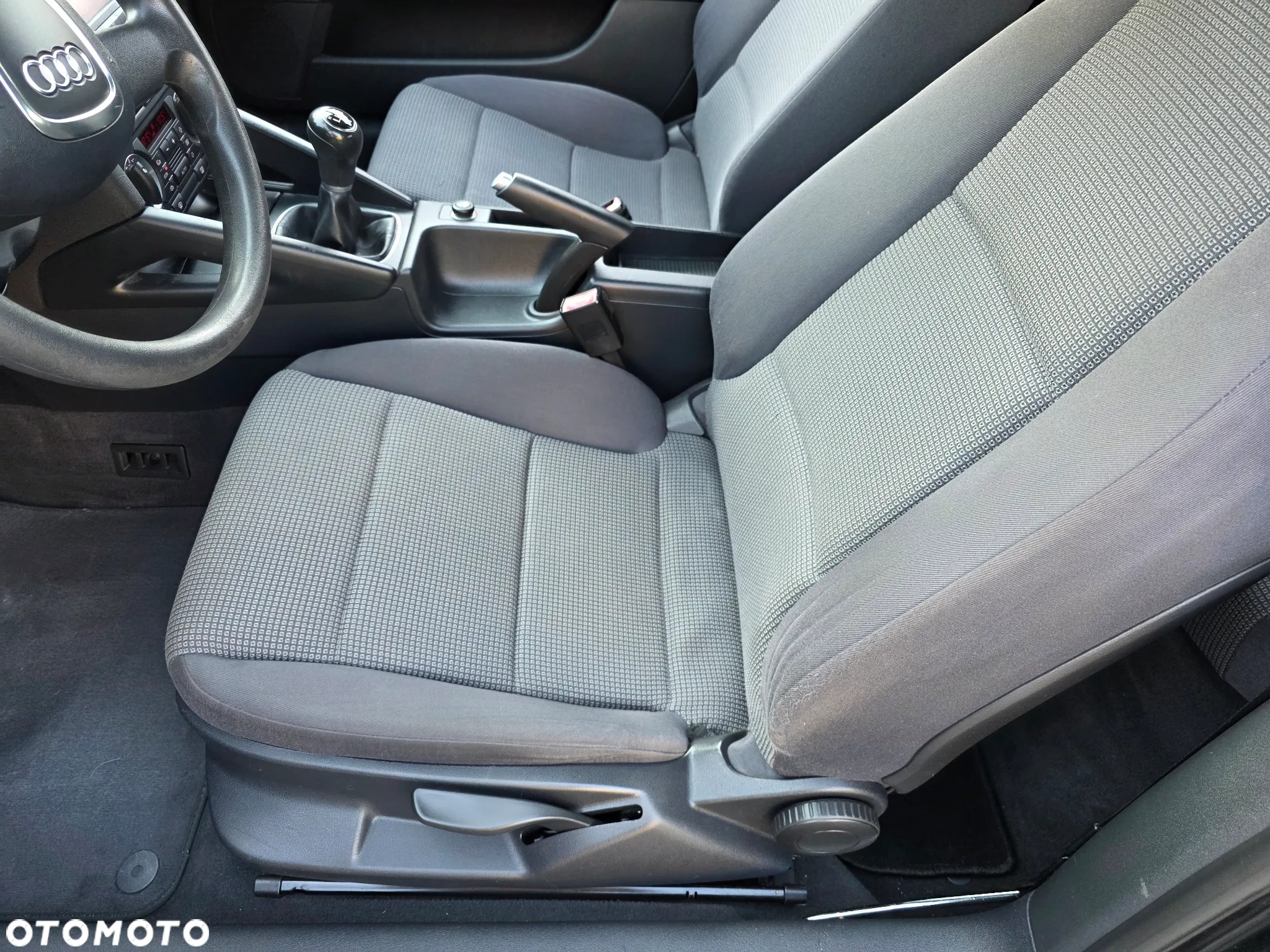 Audi A3 1.6 Ambition - 9