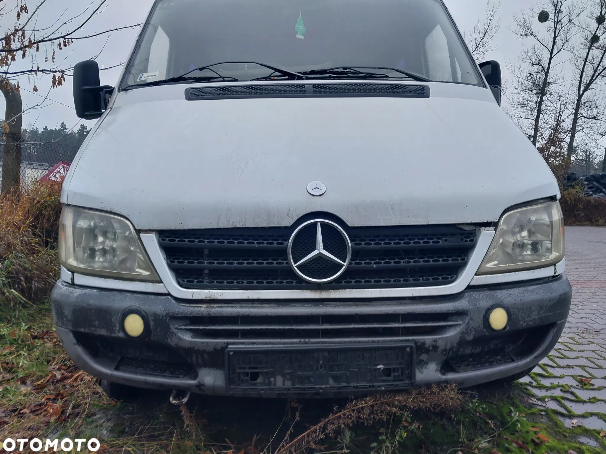 Mercedes Benz Sprinter 316 W903 W902 W901 W904 W905 Lift FL silnik 2.2 cdi pompa wtryskowa wtryski głowica skrzynia manualna most lusterko drzwi resory fotel panel szyba szyberdach mechanizm klamka zewnętrzna NA CZĘŚCI - 6