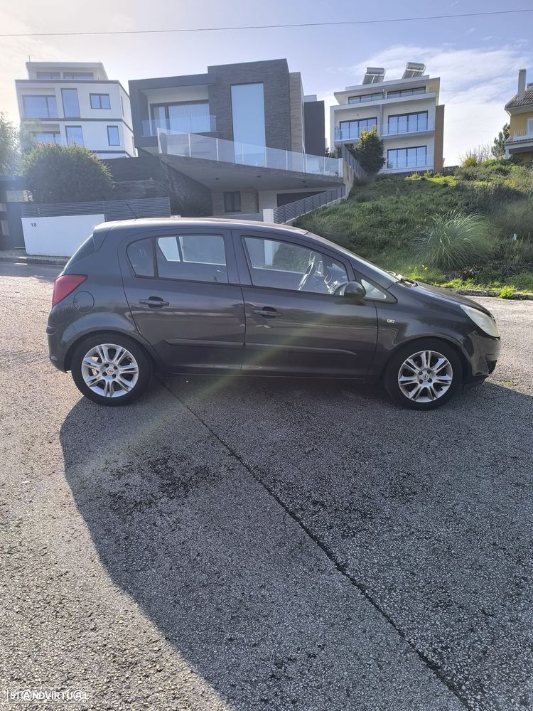 Opel Corsa - 2