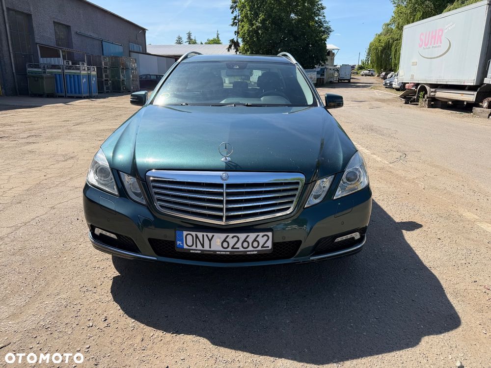 Mercedes-Benz Klasa E 350 CDI DPF BlueEFFICIENCY 7G-TRONIC Elegance - 1
