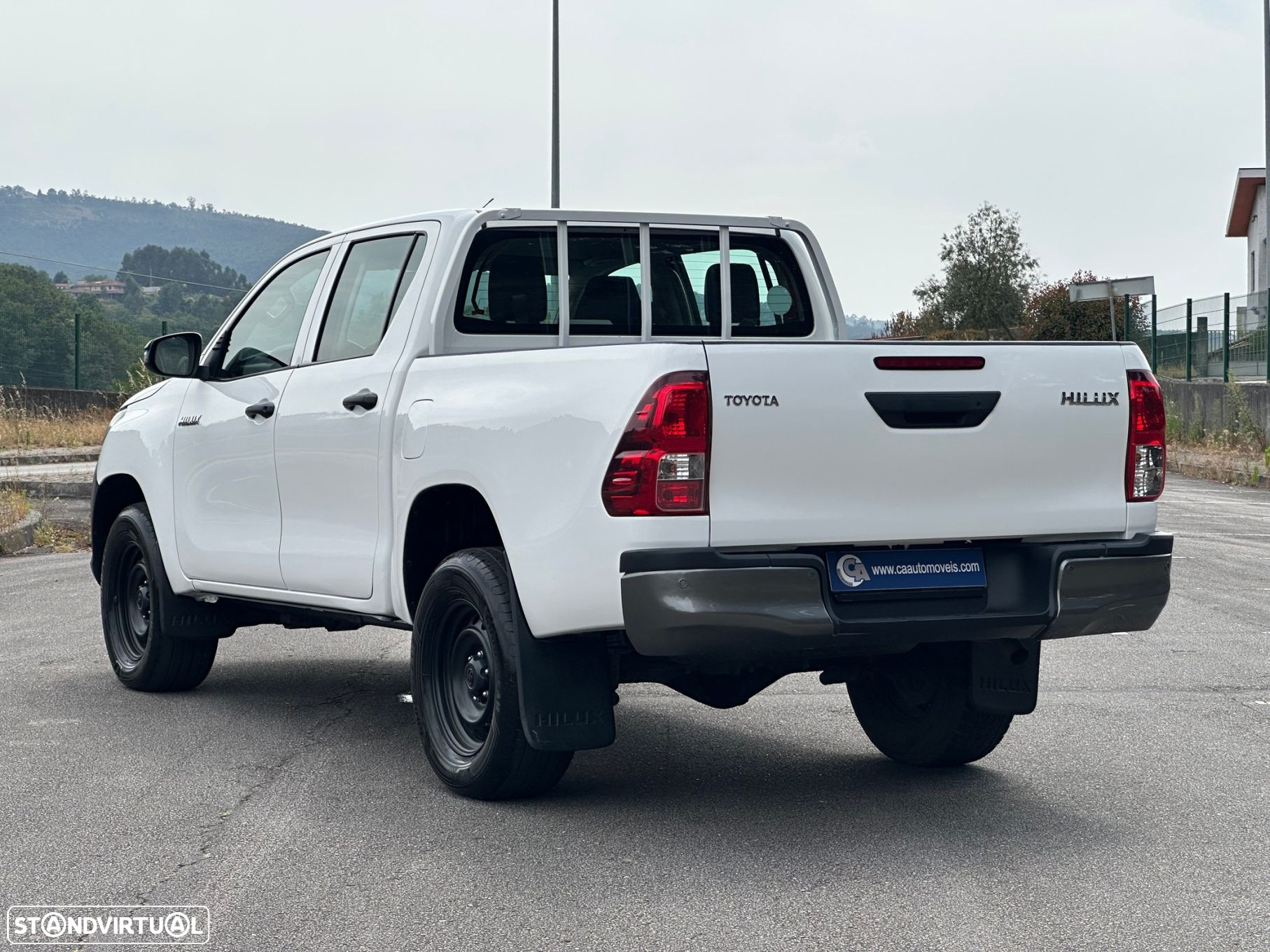 Toyota Hilux 2.4 D-4D 2WD CD - 14