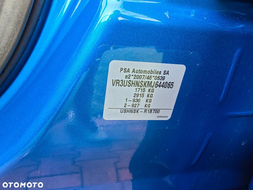 Peugeot 2008 1.2 PureTech GT Line S&S - 14