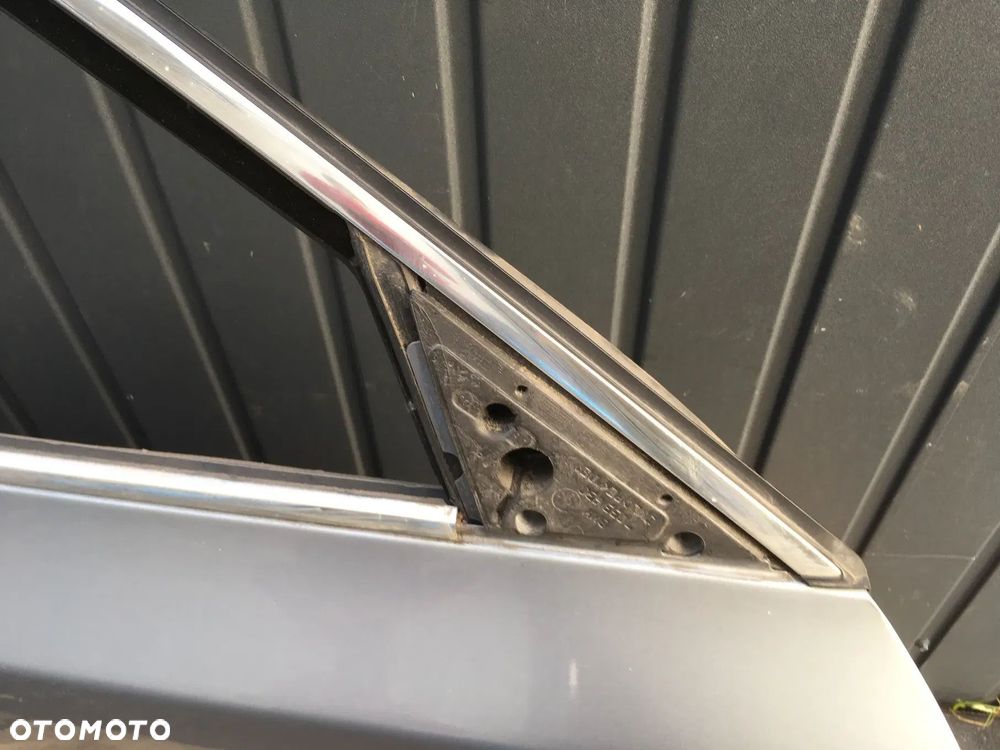 DRZWI PRAWY PRZÓD TYŁ BMW 5 E60 E61 - 8