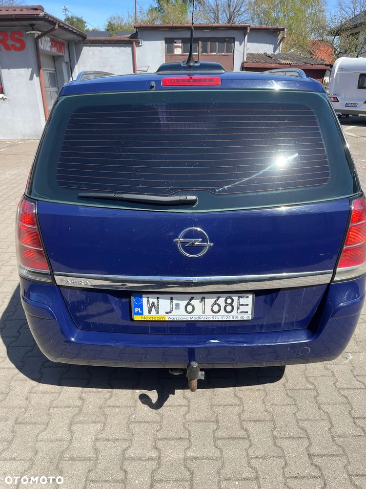 Opel Zafira 1.6 Essentia - 6