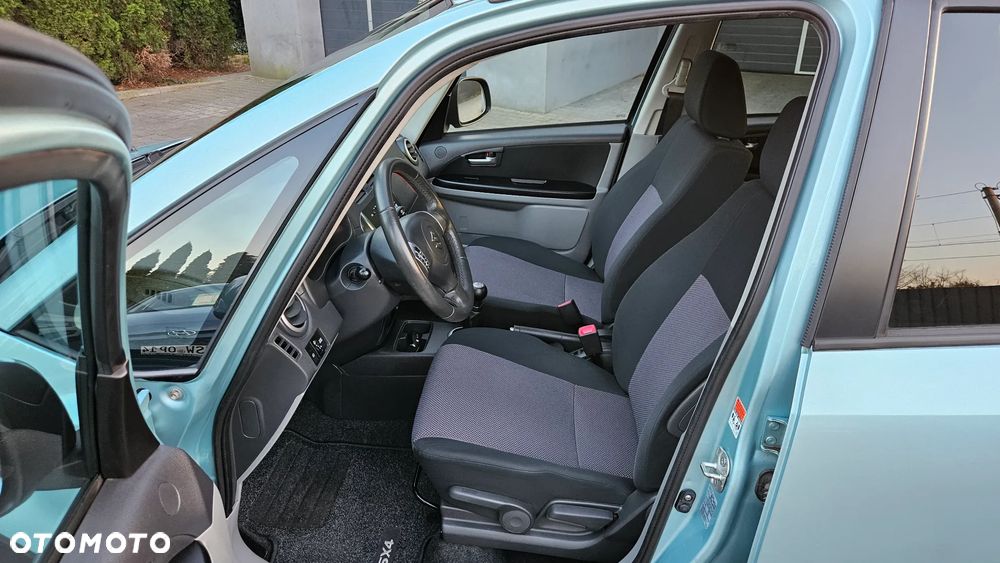 Suzuki SX4 - 22