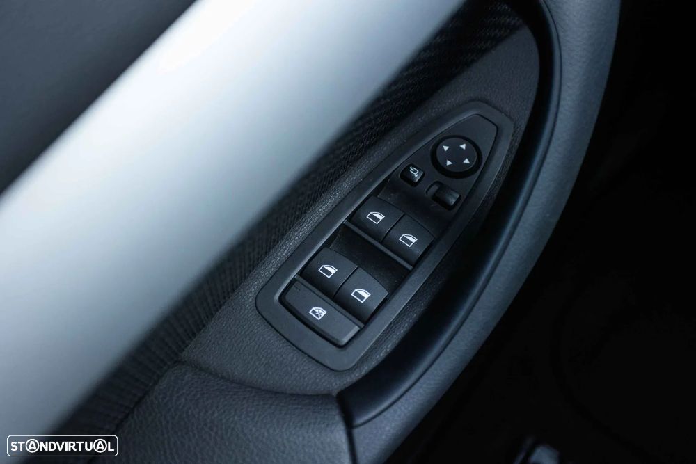 BMW X1 xDrive25e Advantage - 22